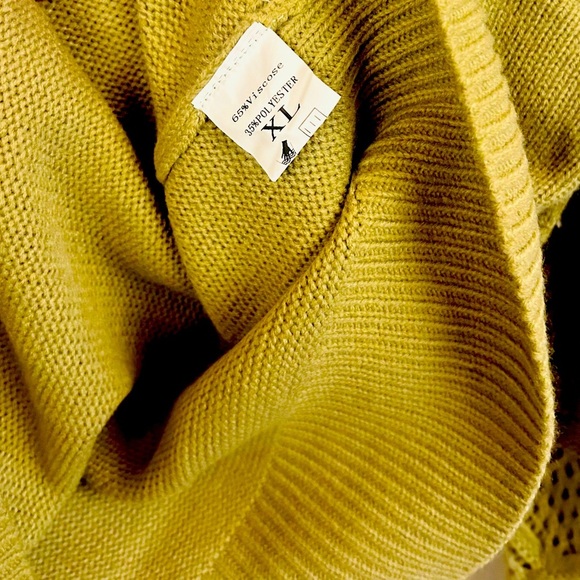 Size XL, army green, V neck with see through detailed arms - $15 - Picture 3 of 4